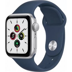 Apple Watch SE, 40 мм, корпус из алюминия серебристого цвета, спортивный ремешок цвета синий омут