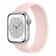 Apple Watch Series 8, 45 мм корпус из алюминия серебристого цвета, ремешок цвета «Chalk Pink»