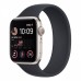Apple Watch SE (2022), 44 мм корпус из алюминия цвета «сияющая звезда» + ремешок «тёмная ночь»