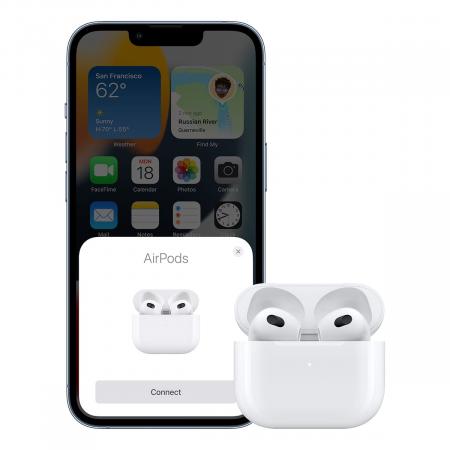 Беспроводные наушники Apple AirPods 3 Lightning Charging Case Белый